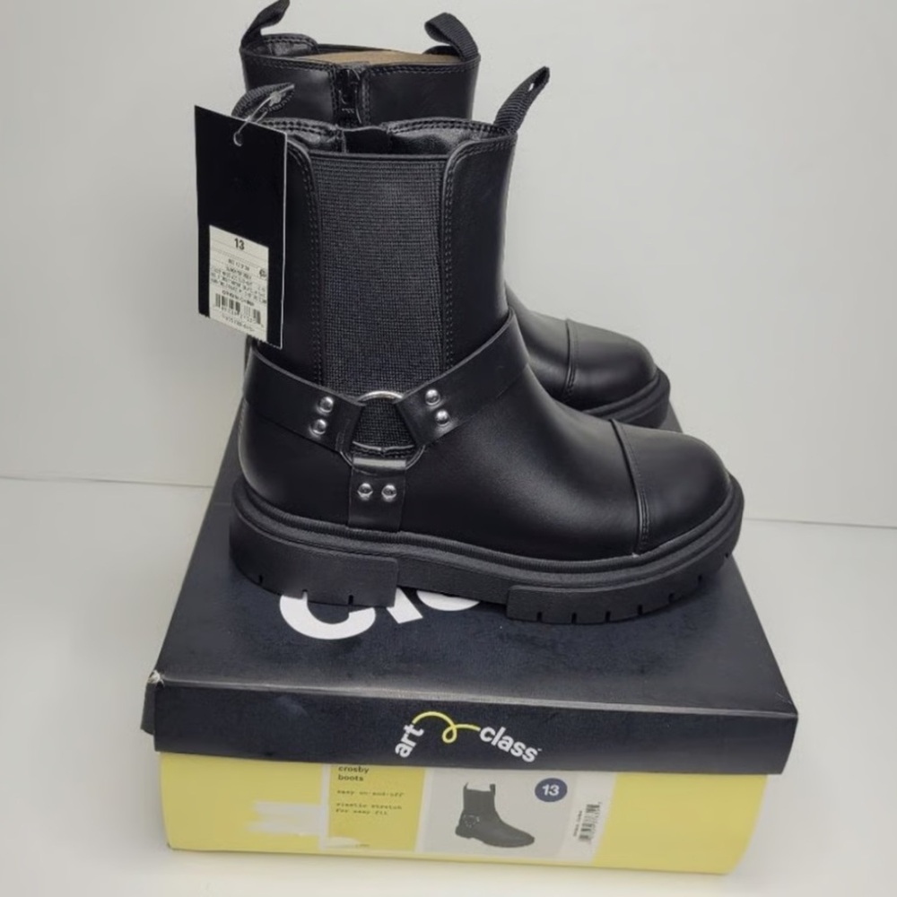 $$SALE$$ Art Class Kids Crosby Boots size 13 NWT!